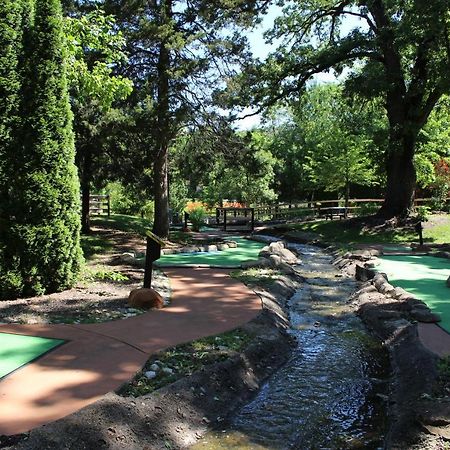 Grand Bear Resort At Starved Rock Utica 외부 사진