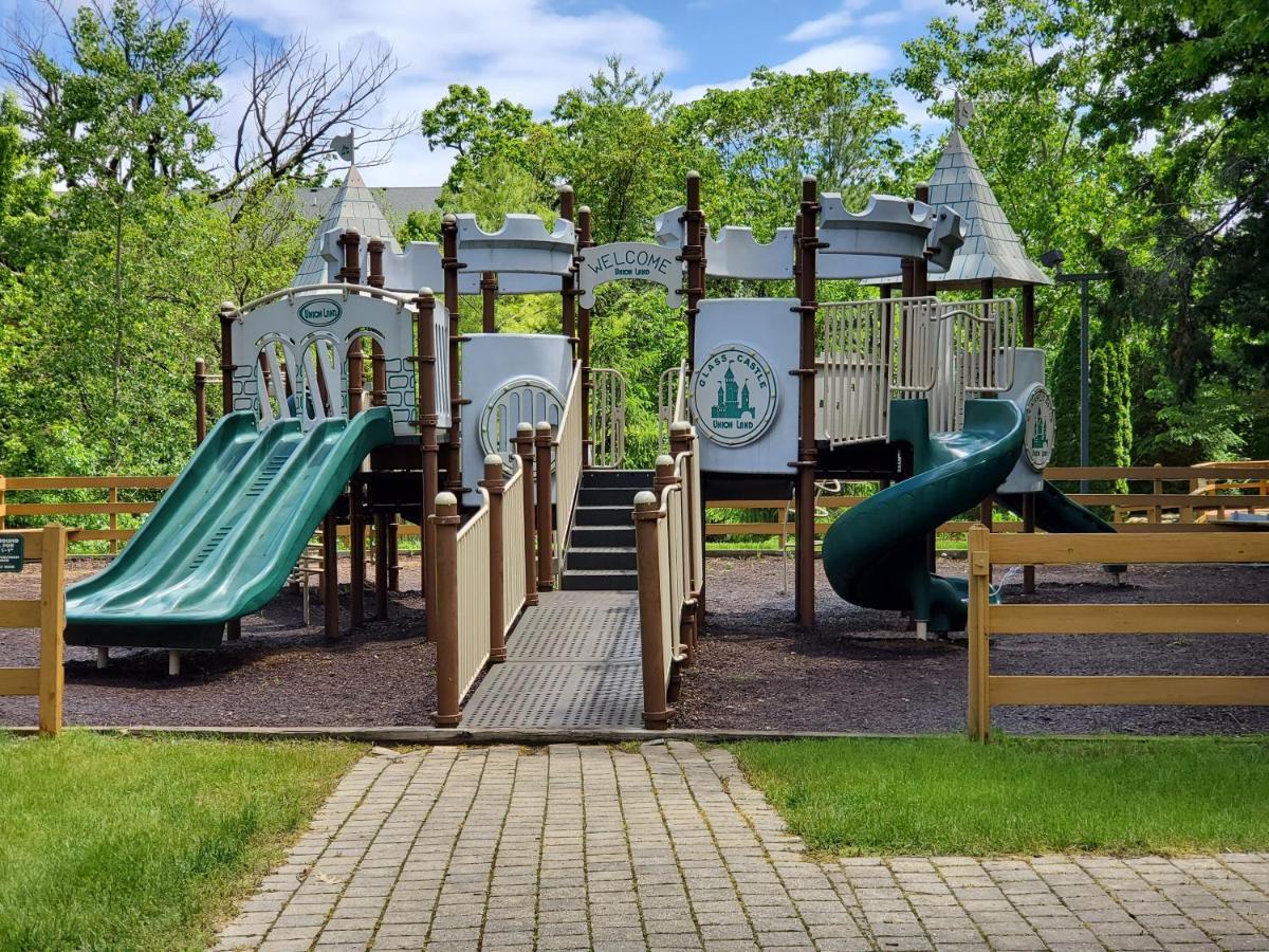 Grand Bear Resort At Starved Rock Utica 외부 사진