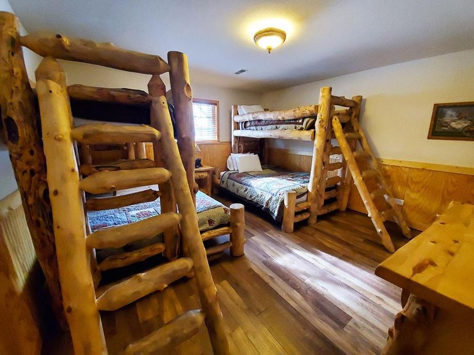 Grand Bear Resort At Starved Rock Utica 외부 사진